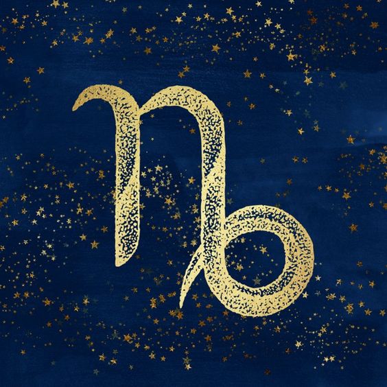 Capricorn Horoscope + Style Guide