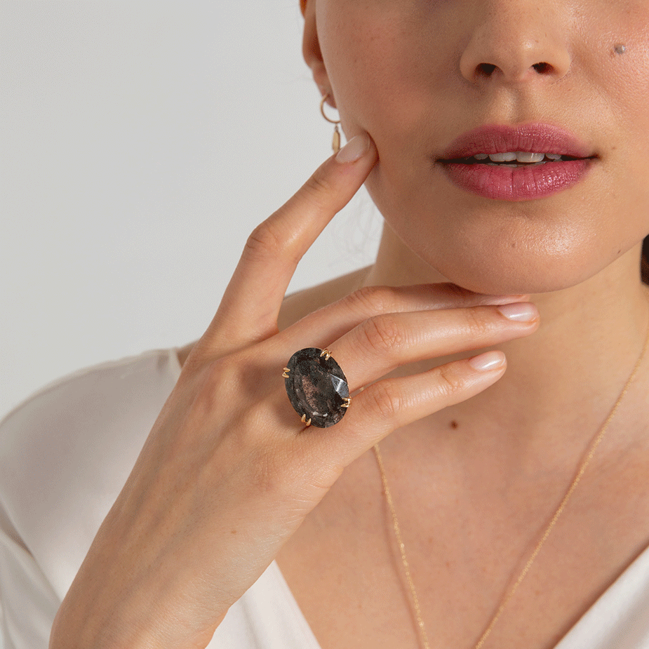 Terra Firma Oval Bea Ring - Yellow Gold, Quartz & White Diamonds