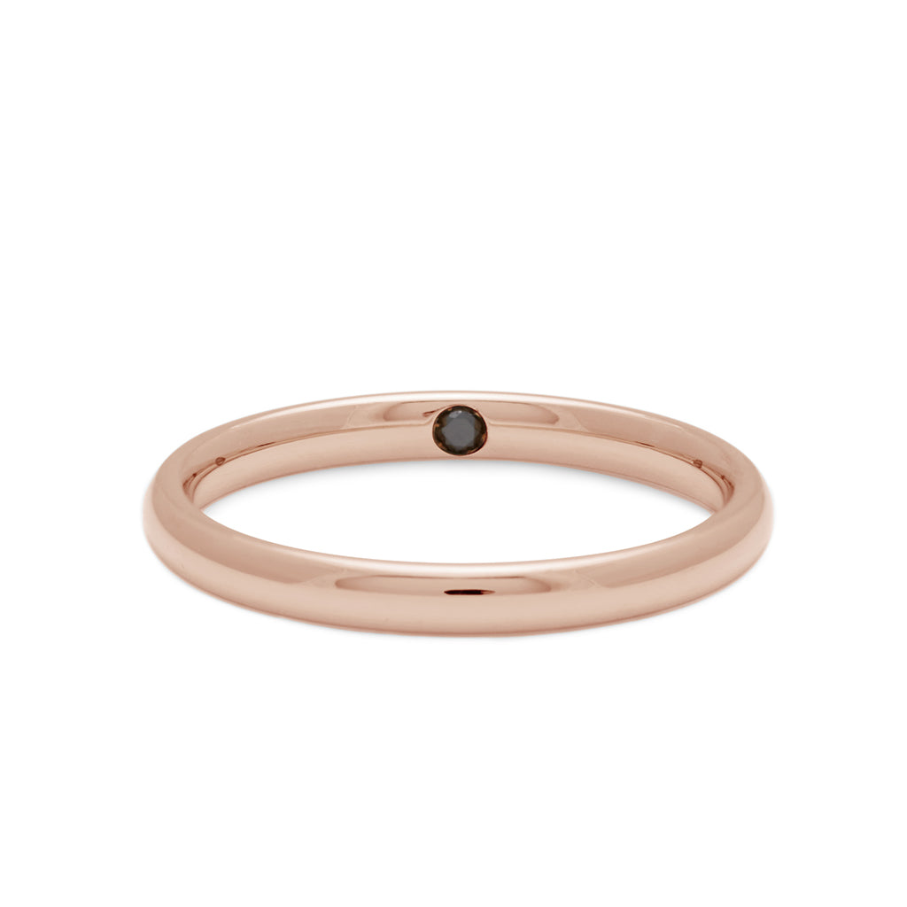 A 4mm classic round band with hidden black diamond set in rose gold., Rose Gold