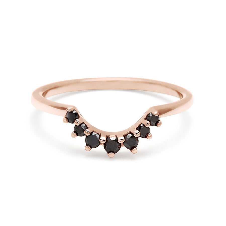 A curve band with 7 black diamonds set in rose gold., Rose Gold